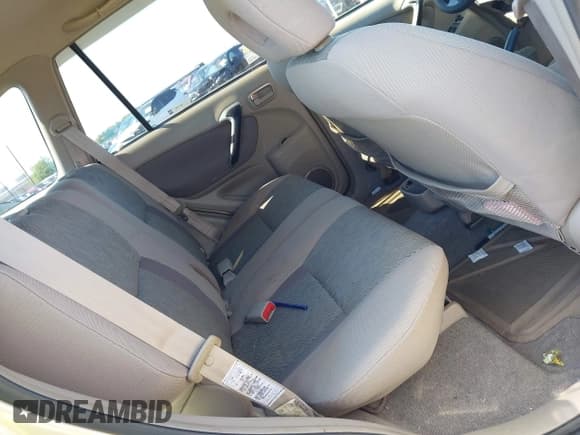 ✅ 2002 Toyota RAV4 • VIN: JTEHH20VX26069566 • Лот: 42902959. Опубликован ранее на IAAI с пробегом 193 643 миль. Бесплатный доступ к архиву аукционных продаж из США и подробный отчёт об истории автомобиля на DreamBid. Изображение 8.