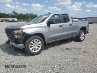 ✅ 2025 Chevrolet Silverado 1500 Custom • VIN: 1GCRABEK4SZ101907 • Лот: 55323475. Опубликован ранее на Copart с пробегом 6 774 миль. Бесплатный доступ к архиву аукционных продаж из США и подробный отчёт об истории автомобиля на DreamBid. Изображение 1.