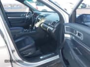 ✅ 2016 Ford Explorer Sport • VIN: 1FM5K8GT3GGB02467 • Lot: 43886644. Wystawiony na IAAI z przebiegiem 124 138 mil. Bezpłatny archiwum sprzedaży aukcyjnych z USA i szczegółowy raport historii pojazdu na DreamBid. Zdjęcie 5.