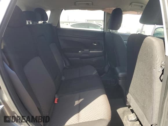 ✅ 2019 Mitsubishi Outlander ES • VIN: JA4AP3AU6KU002571 • Lot: 52652875. Listed on Copart with 101,204 mi. Free auction sales archive from the USA and detailed vehicle history report at DreamBid. Image 11.