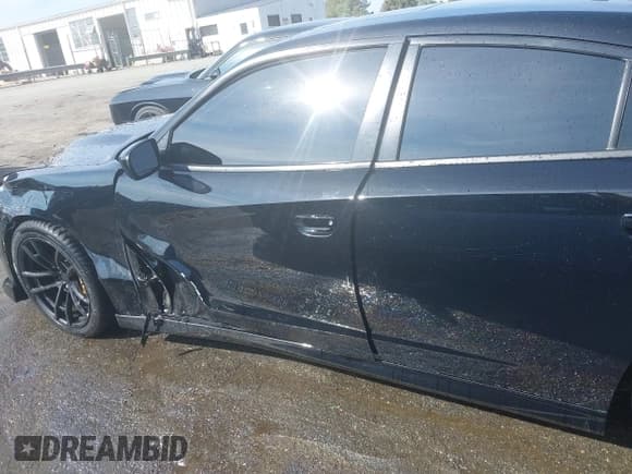 ✅ 2023 Dodge Charger GT • VIN: 2C3CDXHG8PH619225 • Lot: 43277106. Wystawiony na IAAI z przebiegiem 50 104 mil. Bezpłatny archiwum sprzedaży aukcyjnych z USA i szczegółowy raport historii pojazdu na DreamBid. Zdjęcie 14.