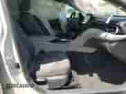 2022 Toyota Camry LE с VIN 4T1R11BK7NU055288, выставлен на аукционе Copart как лот 67012075 с пробегом 106 728 миль миль и Списание • Salvage title. История ставок и продаж доступна на DreamBid. Изображение 7.