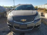 ✅ 2014 Chevrolet Traverse LT • VIN: 1GNKRGKD3EJ183541 • Lot: 85543395. Wystawiony na Copart z przebiegiem 169 550 mil. Bezpłatny archiwum sprzedaży aukcyjnych z USA i szczegółowy raport historii pojazdu na DreamBid. Zdjęcie 5.