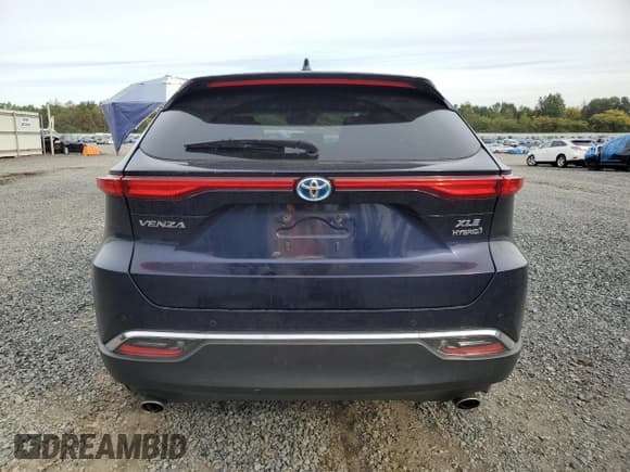 ✅ 2021 Toyota Venza XLE • VIN: JTEAAAAH7MJ005381 • Lot: 83887115. Listed on Copart with 135,437 mi. Free auction sales archive from the USA and detailed vehicle history report at DreamBid. Image 6.