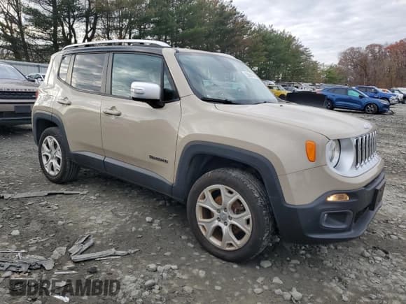 ✅ 2016 Jeep Renegade Limited • VIN: ZACCJBDT0GPD06632 • Lot: 92009415. Wystawiony na Copart z przebiegiem 59 712 mil. Bezpłatny archiwum sprzedaży aukcyjnych z USA i szczegółowy raport historii pojazdu na DreamBid. Zdjęcie 4.