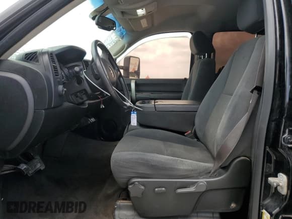 ✅ 2008 Chevrolet Silverado 1500 1LT • VIN: 3GCEC13J38G309007 • Lot: 65069594. Listed on Copart with 192,256 mi. Free auction sales archive from the USA and detailed vehicle history report at DreamBid. Image 7.