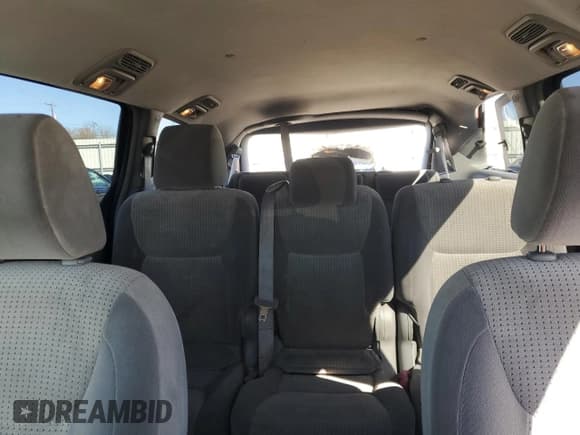 ✅ 2009 Toyota Sienna LE • VIN: 5TDZK23C19S250442 • Lot: 82313945. Wystawiony na Copart z przebiegiem 106 874 mil. Bezpłatny archiwum sprzedaży aukcyjnych z USA i szczegółowy raport historii pojazdu na DreamBid. Zdjęcie 10.