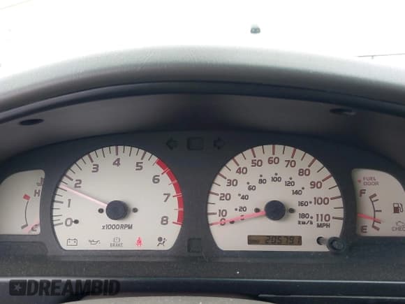 ✅ 2001 Toyota Tacoma PreRunner • VIN: 5TEGN92N51Z765722 • Lot: 43840661. Listed on IAAI with 205,791 mi. Free auction sales archive from the USA and detailed vehicle history report at DreamBid. Image 7.