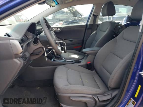 2022 Hyundai Ioniq Blue с VIN KMHC65LC4NU269922, выставлен на аукционе Copart как лот 60004034 с пробегом 24 373 миль миль и Списание • Salvage title. История ставок и продаж доступна на DreamBid. Изображение 7.