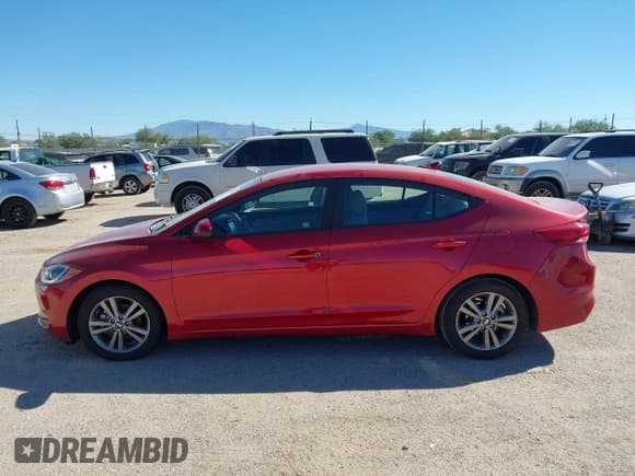 ✅ 2018 Hyundai Elantra SEL • VIN: 5NPD84LF5JH291732 • Lot: 43567265. Listed on IAAI with 109,382 mi. Free auction sales archive from the USA and detailed vehicle history report at DreamBid. Image 14.