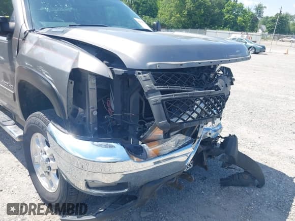 ✅ 2012 Chevrolet Silverado 2500HD LT • VIN: 1GC1KXC80CF195897 • Лот: 42647525. Опубликован ранее на IAAI с пробегом 201 232 миль. Бесплатный доступ к архиву аукционных продаж из США и подробный отчёт об истории автомобиля на DreamBid. Изображение 18.