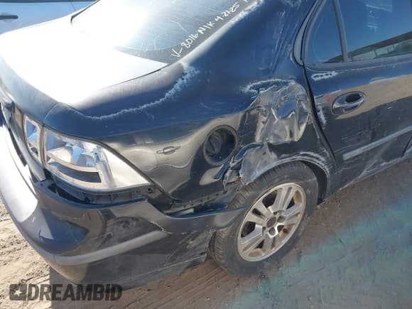 ✅ 2007 Saab 9-3 • VIN: YS3FD49Y471008016 • Lot: 42140669. Wystawiony na IAAI z przebiegiem 125 360 mil. Bezpłatny archiwum sprzedaży aukcyjnych z USA i szczegółowy raport historii pojazdu na DreamBid. Zdjęcie 14.