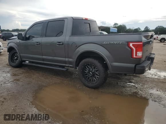 ✅ 2017 Ford F-150 XL • VIN: 1FTEW1CFXHFA94004 • Лот: 63068955. Опубликован ранее на Copart с пробегом 136 853 миль. Бесплатный доступ к архиву аукционных продаж из США и подробный отчёт об истории автомобиля на DreamBid. Изображение 2.