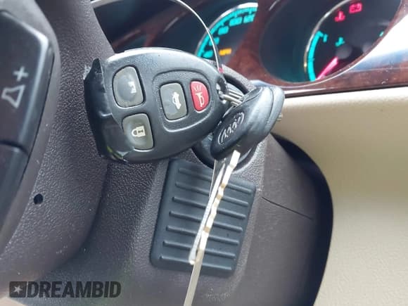 ✅ 2011 Buick Lucerne CX • VIN: 1G4HA5EM0BU122292 • Lot: 43654534. Wystawiony na IAAI z przebiegiem 128 109 mil. Bezpłatny archiwum sprzedaży aukcyjnych z USA i szczegółowy raport historii pojazdu na DreamBid. Zdjęcie 11.