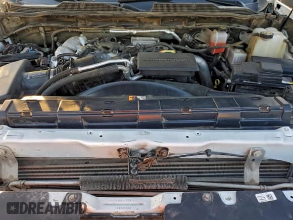 ✅ 2021 Chevrolet Silverado 2500HD LT • VIN: 1GC1YNEY5MF311502 • Лот: 95720085. Опубликован ранее на Copart с пробегом 112 836 миль. Бесплатный доступ к архиву аукционных продаж из США и подробный отчёт об истории автомобиля на DreamBid. Изображение 11.