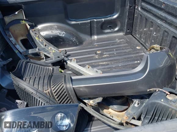 ✅ 2005 Ford F-150 XLT • VIN: 1FTPX14595FA62295 • Lot: 40156505. Listed on IAAI with 139,486 mi. Free auction sales archive from the USA and detailed vehicle history report at DreamBid. Image 12.