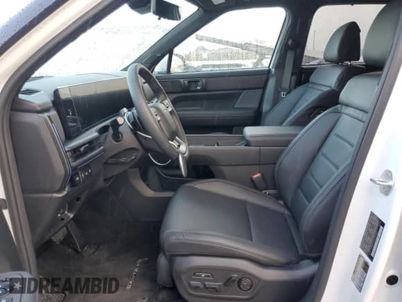 2025 Hyundai Santa Fe Calligraphy с VIN 5NMP54G10SH035422, выставлен на аукционе Copart как лот 44254455 с пробегом 537 миль миль и Списание • Salvage title. История ставок и продаж доступна на DreamBid. Изображение 7.