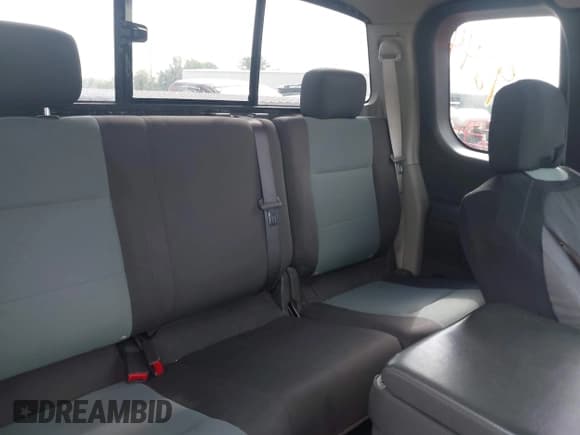 ✅ 2004 Nissan Titan SE • VIN: 1N6AA06B34N508298 • Lot: 42709244. Listed on IAAI with 276,679 mi. Free auction sales archive from the USA and detailed vehicle history report at DreamBid. Image 8.