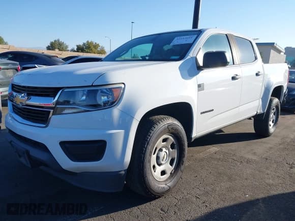 ✅ 2019 Chevrolet Colorado 2WD Work Truck • VIN: 1GCGSBEA1K1115077 • Lot: 41653601. Wystawiony na IAAI z przebiegiem 92 537 mil. Bezpłatny archiwum sprzedaży aukcyjnych z USA i szczegółowy raport historii pojazdu na DreamBid. Zdjęcie 18.