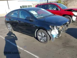 ✅ 2019 Hyundai Ioniq Blue • VIN: KMHC65LC7KU111411 • Lot: 41631240. Wystawiony na IAAI z przebiegiem 95 944 mil. Bezpłatny archiwum sprzedaży aukcyjnych z USA i szczegółowy raport historii pojazdu na DreamBid. Zdjęcie 1.