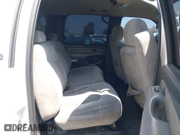 ✅ 2001 Chevrolet Suburban LS • VIN: 3GNEC16T41G229760 • Лот: 42976926. Опубликован ранее на IAAI с пробегом 255 993 миль. Бесплатный доступ к архиву аукционных продаж из США и подробный отчёт об истории автомобиля на DreamBid. Изображение 8.