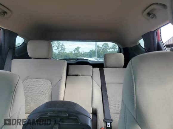 2017 Hyundai Santa Fe 2.4L z VIN 5XYZU3LB6HG471750, wystawiony jako Copart lot #81209935 z przebiegiem Nie podano mil oraz Szkoda całkowita • Salvage title. Historia ofert i sprzedaży dostępna na DreamBid. Obrazek 10.