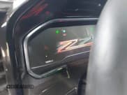 ✅ 2024 Chevrolet Silverado 1500 LT • VIN: 2GCUDDED4R1217478 • Lot: 42027641. Wystawiony na IAAI z przebiegiem 13 509 mil. Bezpłatny archiwum sprzedaży aukcyjnych z USA i szczegółowy raport historii pojazdu na DreamBid. Zdjęcie 15.