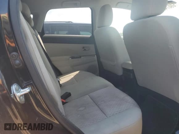 ✅ 2019 Mitsubishi Outlander SE • VIN: JA4AP4AU8KU005221 • Lot: 69074325. Listed on Copart with 126,179 mi. Free auction sales archive from the USA and detailed vehicle history report at DreamBid. Image 11.