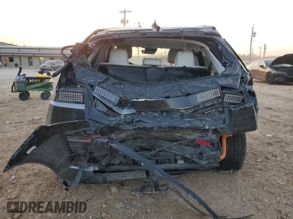 ✅ 2023 Hyundai Ioniq 5 Preferred • VIN: KM8KN4AE1PU183077 • Lot: 84926614. Wystawiony na Copart z przebiegiem 22 514 mil mil. Skorzystaj z bezpłatnego archiwum sprzedaży aukcyjnych z USA i zobacz szczegółowy raport historii pojazdu na DreamBid. Zdjęcie 6.