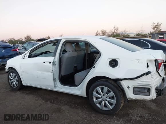 ✅ 2016 Toyota Corolla S Plus • VIN: 5YFBURHE0GP518658 • Лот: 43756701. Опубликован ранее на IAAI с пробегом 120 941 миль. Бесплатный доступ к архиву аукционных продаж из США и подробный отчёт об истории автомобиля на DreamBid. Изображение 15.