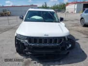 ✅ 2022 Jeep Grand Cherokee • VIN: 1C4RJYB63N8762056 • Lot: 42935946. Listed on IAAI with 51,691 mi. Free auction sales archive from the USA and detailed vehicle history report at DreamBid. Image 13.