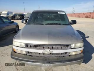✅ 2001 Chevrolet Silverado 1500 • VIN: 1GCEC19W11Z145233 • Лот: 80051894. Опубликован ранее на Copart с пробегом 320 697 миль. Бесплатный доступ к архиву аукционных продаж из США и подробный отчёт об истории автомобиля на DreamBid. Изображение 5.