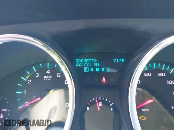 ✅ 2012 Chevrolet Traverse LS • VIN: 1GNKRFED3CJ190346 • Lot: 43325034. Wystawiony na IAAI z przebiegiem 227 731 mil. Bezpłatny archiwum sprzedaży aukcyjnych z USA i szczegółowy raport historii pojazdu na DreamBid. Zdjęcie 7.