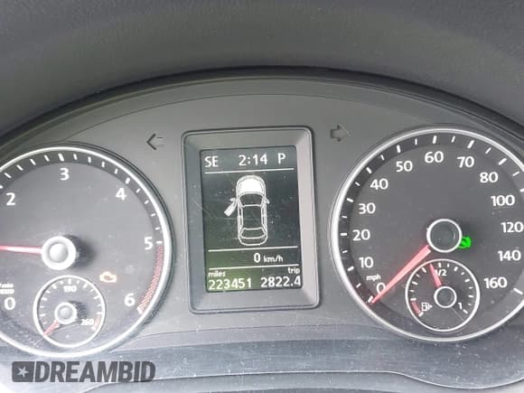 ✅ 2010 Volkswagen Jetta TDI • VIN: 3VWRL7AJ8AM061252 • Lot: 43812031. Listed on IAAI with 223,451 mi. Free auction sales archive from the USA and detailed vehicle history report at DreamBid. Image 7.