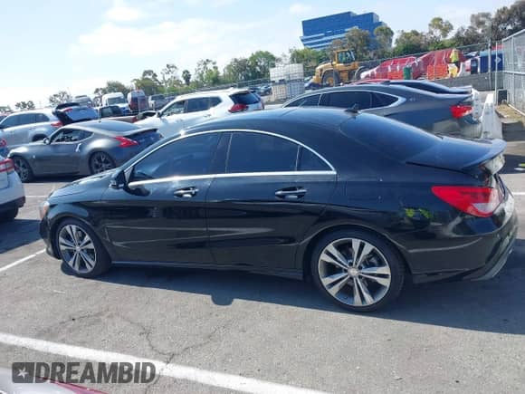 2017 Mercedes-Benz CLA 250 с VIN WDDSJ4EB5HN428030, выставлен на аукционе IAAI как лот 42608535 с пробегом 93 791 миль миль и . История ставок и продаж доступна на DreamBid. Изображение 14.