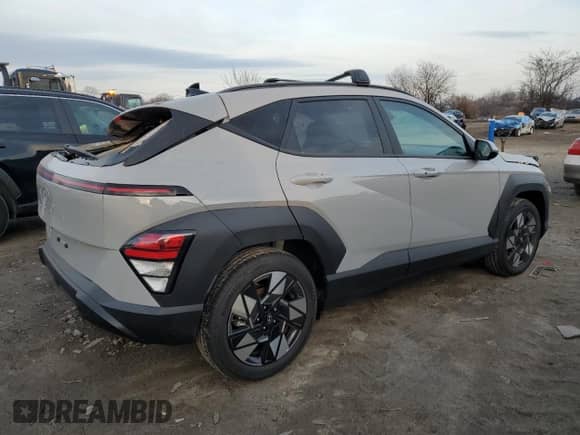 2025 Hyundai Kona SEL with VIN KM8HB3AB7SU216546, listed as a Copart auction lot 86342834 with 485 mi miles and Salvage title. Bid and sale history available at DreamBid. Image 3.