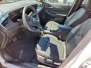 ✅ 2024 Buick Encore GX Sport Touring • VIN: KL4AMDSL1RB165445 • Лот: 81848115. Опубликован ранее на Copart с пробегом 34 208 миль. Бесплатный доступ к архиву аукционных продаж из США и подробный отчёт об истории автомобиля на DreamBid. Изображение 7.