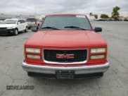 ✅ 1995 GMC Sierra 1500 • VIN: 1GTEC14K0SZ556760 • Lot: 65775125. Wystawiony na Copart z przebiegiem 174 370 mil. Bezpłatny archiwum sprzedaży aukcyjnych z USA i szczegółowy raport historii pojazdu na DreamBid. Zdjęcie 5.
