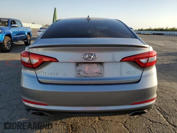 ✅ 2015 Hyundai Sonata Sport • VIN: 5NPE34AF8FH197583 • Лот: 85006815. Опубликован ранее на Copart с пробегом 200 317 миль. Бесплатный доступ к архиву аукционных продаж из США и подробный отчёт об истории автомобиля на DreamBid. Изображение 6.