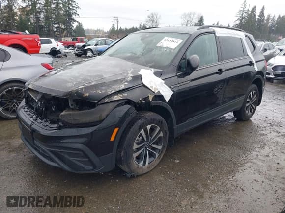 ✅ 2024 Volkswagen Tiguan S • VIN: 3VVFB7AX9RM194113 • Lot: 43452824. Listed on IAAI with Not provided. Free auction sales archive from the USA and detailed vehicle history report at DreamBid. Image 2.