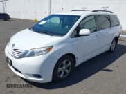 ✅ 2015 Toyota Sienna LE AAS • VIN: 5TDKK3DCXFS604928 • Lot: 43021116. Listed on IAAI with 136,454 mi. Free auction sales archive from the USA and detailed vehicle history report at DreamBid. Image 2.