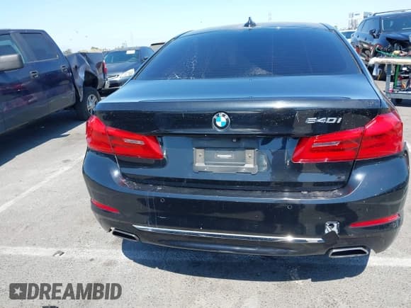 ✅ 2019 BMW 5 Series 540i • VIN: WBAJE5C51KWW28009 • Lot: 42757100. Listed on IAAI with 85,950 mi. Free auction sales archive from the USA and detailed vehicle history report at DreamBid. Image 15.
