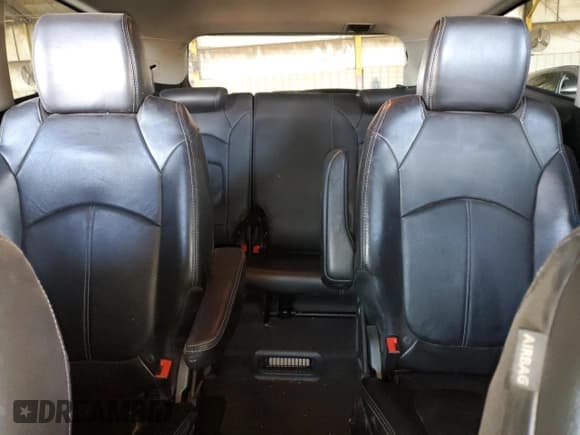 ✅ 2013 Chevrolet Traverse LT • VIN: 1GNKRJKD0DJ175814 • Lot: 54994344. Wystawiony na Copart z przebiegiem 122 958 mil. Bezpłatny archiwum sprzedaży aukcyjnych z USA i szczegółowy raport historii pojazdu na DreamBid. Zdjęcie 8.