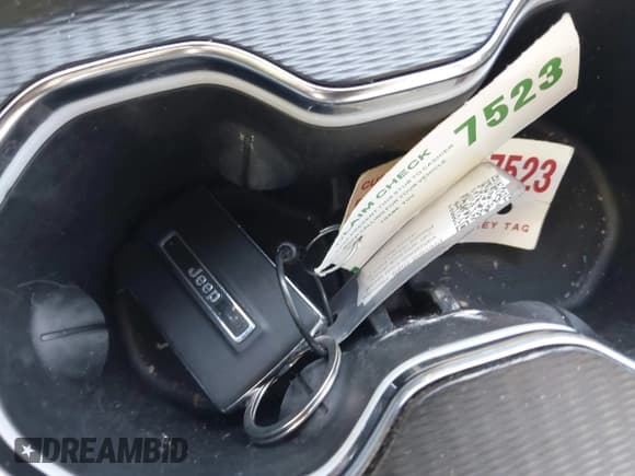 ✅ 2023 Jeep Grand Cherokee Laredo • VIN: 1C4RJJAG6P8901665 • Lot: 43875594. Listed on IAAI with 60,960 mi. Free auction sales archive from the USA and detailed vehicle history report at DreamBid. Image 11.