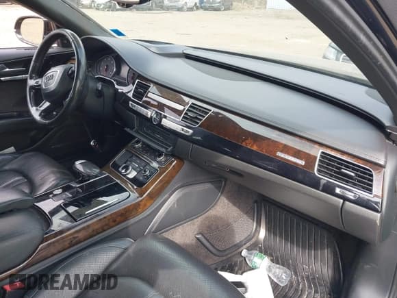 ✅ 2015 Audi A8 3.0T • VIN: WAU3GAFD3FN033317 • Lot: 41854277. Listed on IAAI with 81,862 mi. Free auction sales archive from the USA and detailed vehicle history report at DreamBid. Image 5.