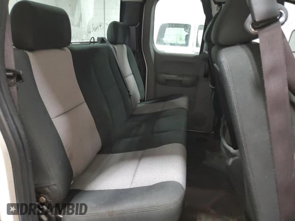 ✅ 2008 Chevrolet Silverado 2500HD Work Truck • VIN: 1GCHK29K48E171149 • Лот: 93375895. Опубликован ранее на Copart с пробегом 168 640 миль. Бесплатный доступ к архиву аукционных продаж из США и подробный отчёт об истории автомобиля на DreamBid. Изображение 10.