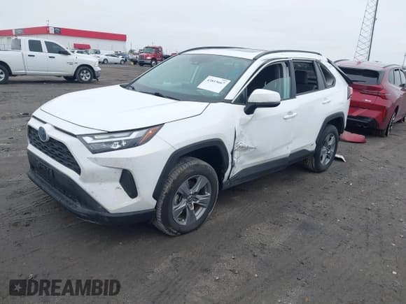 ✅ 2022 Toyota RAV4 Hybrid XLE • VIN: 4T3RWRFV1NU078223 • Lot: 43815667. Wystawiony na IAAI z przebiegiem 75 648 mil. Bezpłatny archiwum sprzedaży aukcyjnych z USA i szczegółowy raport historii pojazdu na DreamBid. Zdjęcie 2.