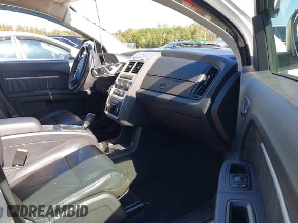 ✅ 2010 Dodge Journey SXT • VIN: 3D4PH5FV4AT253644 • Lot: 43444453. Listed on IAAI with 163,756 mi. Free auction sales archive from the USA and detailed vehicle history report at DreamBid. Image 5.