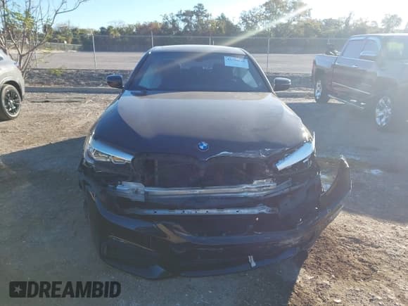 ✅ 2018 BMW 5 Series 540i xDrive • VIN: WBAJE7C59JWC57761 • Lot: 43799625. Listed on IAAI with 102,562 mi. Free auction sales archive from the USA and detailed vehicle history report at DreamBid. Image 12.