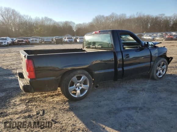 ✅ 1999 Chevrolet Silverado 1500 • VIN: 1GCEC14V5XZ102683 • Лот: 41342705. Опубликован ранее на Copart с пробегом Не указан. Бесплатный доступ к архиву аукционных продаж из США и подробный отчёт об истории автомобиля на DreamBid. Изображение 3.